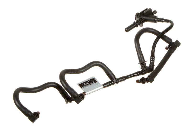 Üzemanyag túlfolyó cső